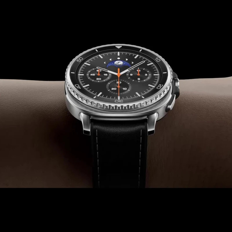 ساعت هوشمند 46 میلی‌متری سامسونگ مدل Galaxy Watch 8 Classic با بند چرمی